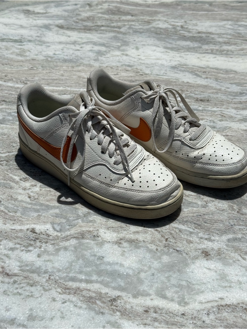 Nike Men’s Low-Top Sneakers in White with Orange Swoosh - Size 9.5